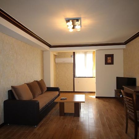 Vardanants Apartment Erevan Cameră foto