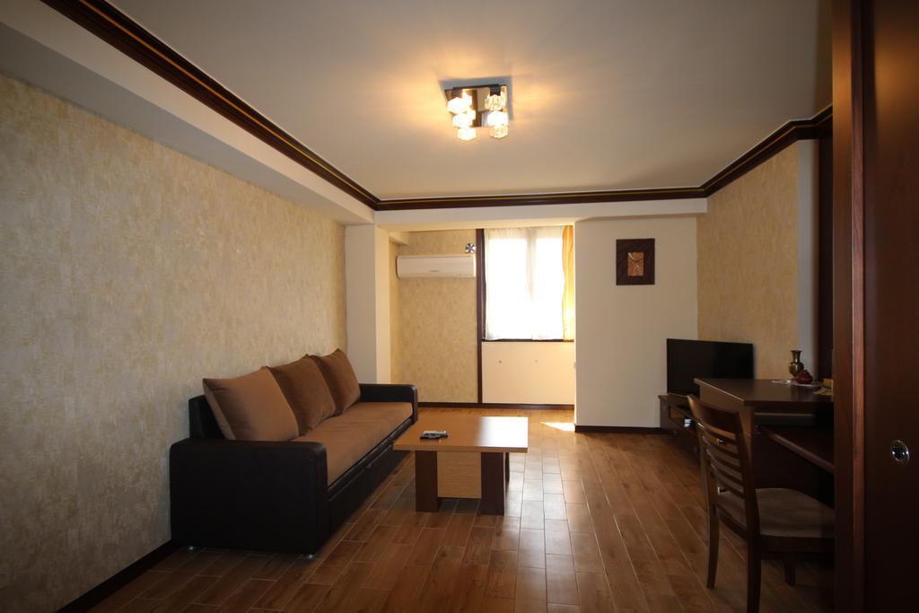 Vardanants Apartment Erevan Cameră foto